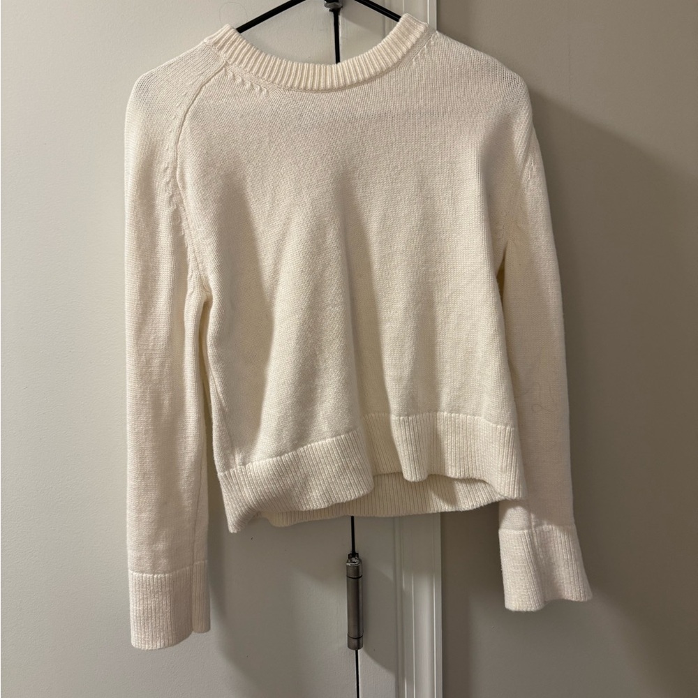 Abercrombie & Fitch Ivory Crewneck Sweater